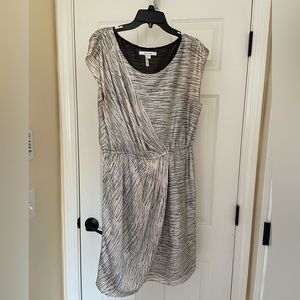 Max and Cleo Dress Size L